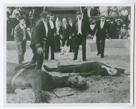 Dödsritten under cirkuskupolen : Cirkusdrama i 2 akter - image 1
