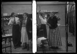 Den moderna suffragetten : Lustspel i 2 akter - image 18