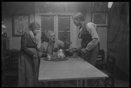 Hemsöborna : Filmskådespel i fem akter efter August Strindbergs skärgårdsberättelse - image 45