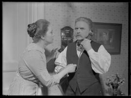 Med folket för fosterlandet : En film om Konung Gustaf och hans folk 1907-1938 av Erik Lindorm - image 115