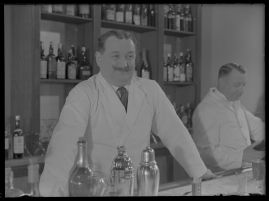 Med folket för fosterlandet : En film om Konung Gustaf och hans folk 1907-1938 av Erik Lindorm - image 125
