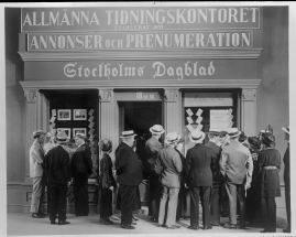 Med folket för fosterlandet : En film om Konung Gustaf och hans folk 1907-1938 av Erik Lindorm - image 169