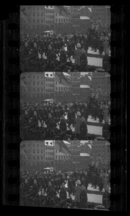 Med folket för fosterlandet : En film om Konung Gustaf och hans folk 1907-1938 av Erik Lindorm - image 249