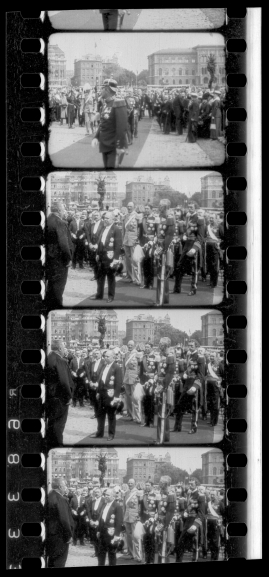 Med folket för fosterlandet : En film om Konung Gustaf och hans folk 1907-1938 av Erik Lindorm - image 256