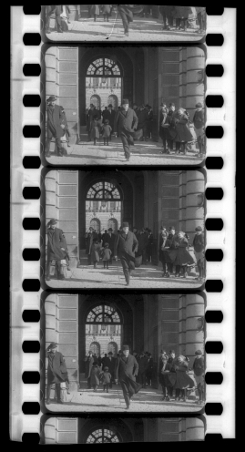 Med folket för fosterlandet : En film om Konung Gustaf och hans folk 1907-1938 av Erik Lindorm - image 271