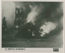 Vi mötte stormen : En bildkavalkad från den stora ofredens år - image 50