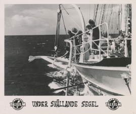 Under svällande segel - image 34
